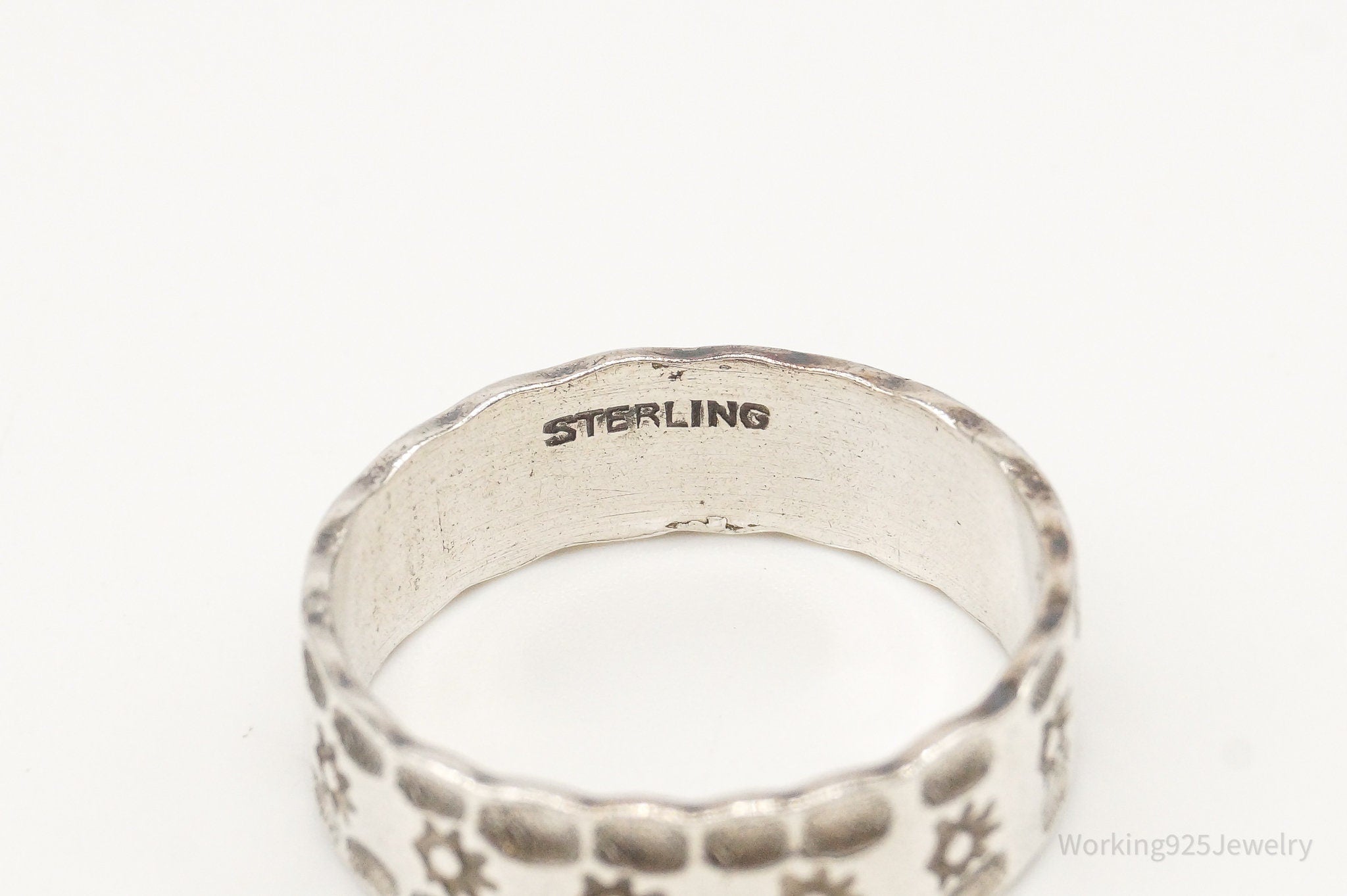 Antique Floral Pattern Sterling Silver Band Ring - Size 8.25