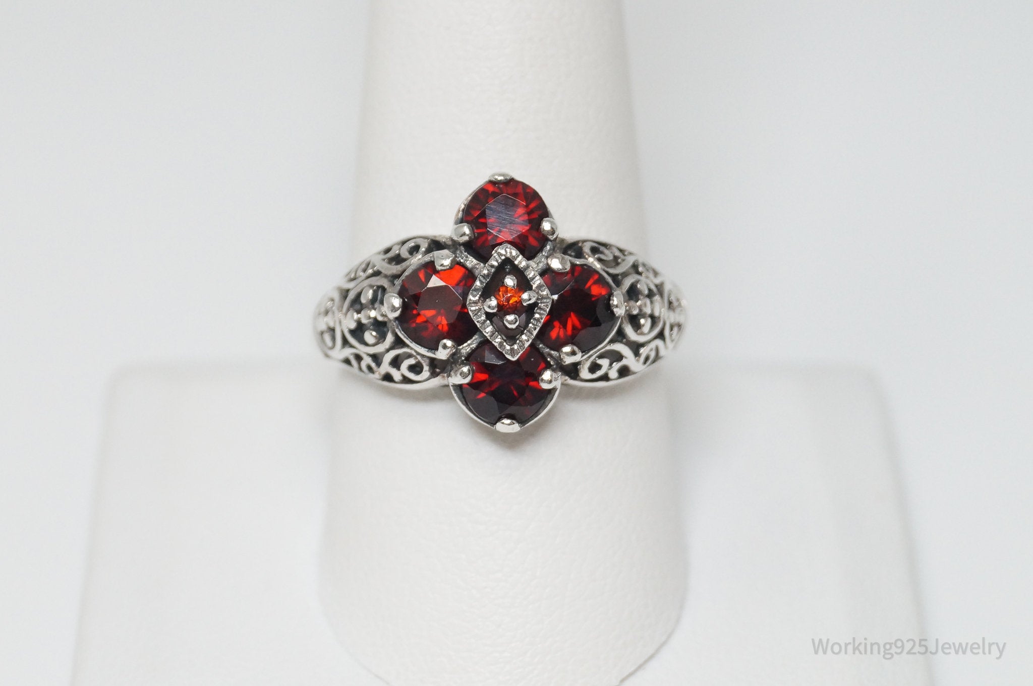 Vintage Designer CNA Garnet Sterling Silver Ring - Sz 9.75