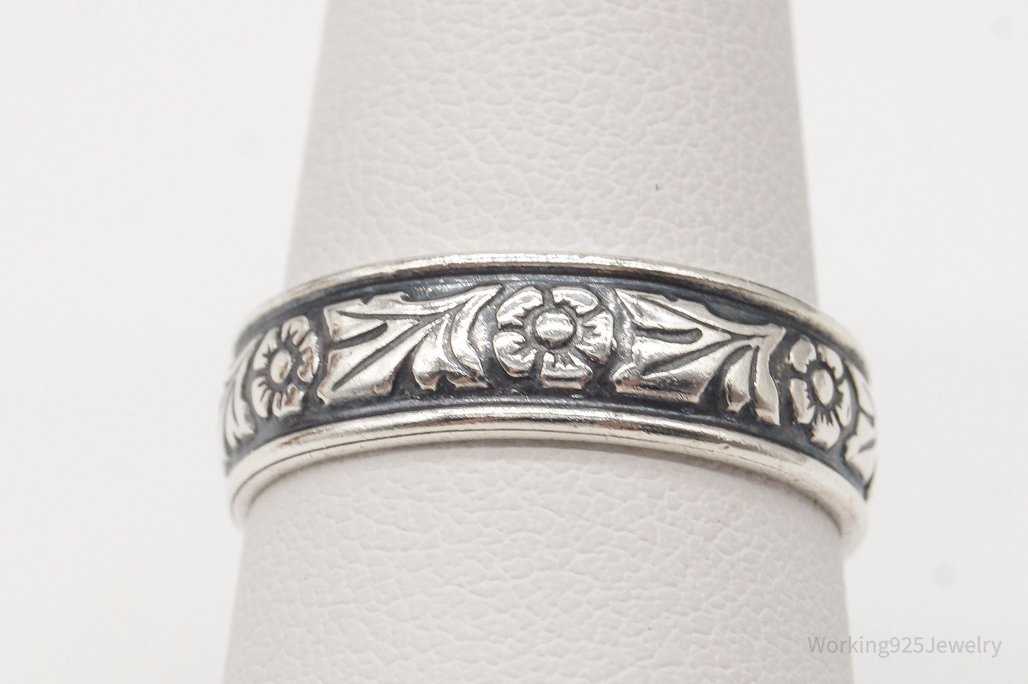 Vintage Designer WMCO Flowers Pattern Sterling Silver Band Ring - Size 7.75