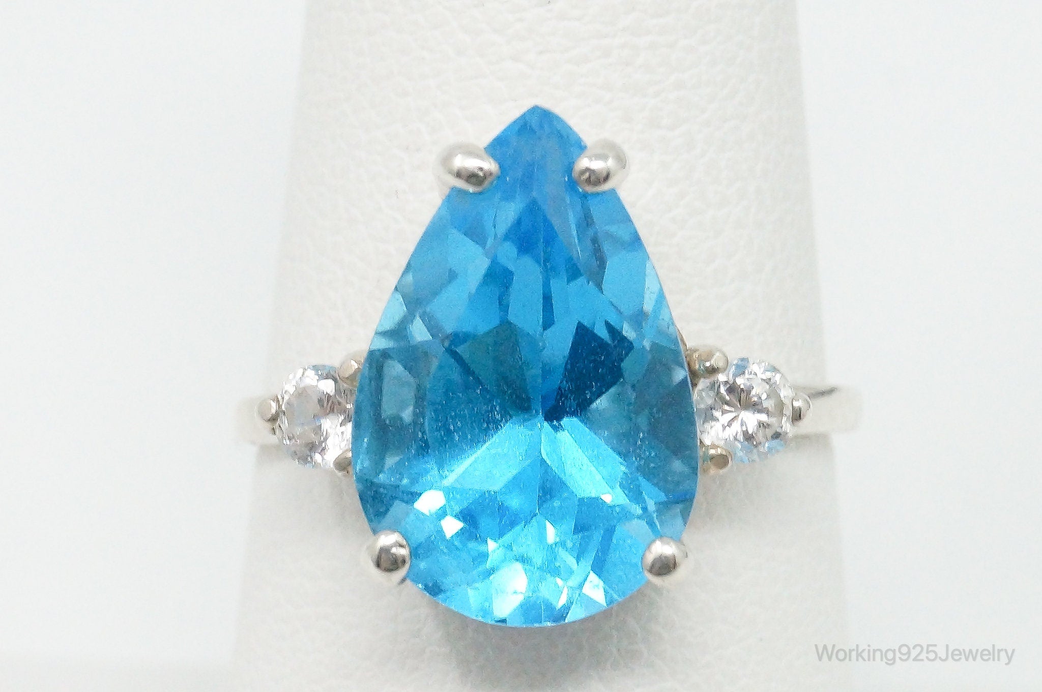 Vintage Blue Topaz Cubic Zirconia Sterling Silver Ring - Size 7.75