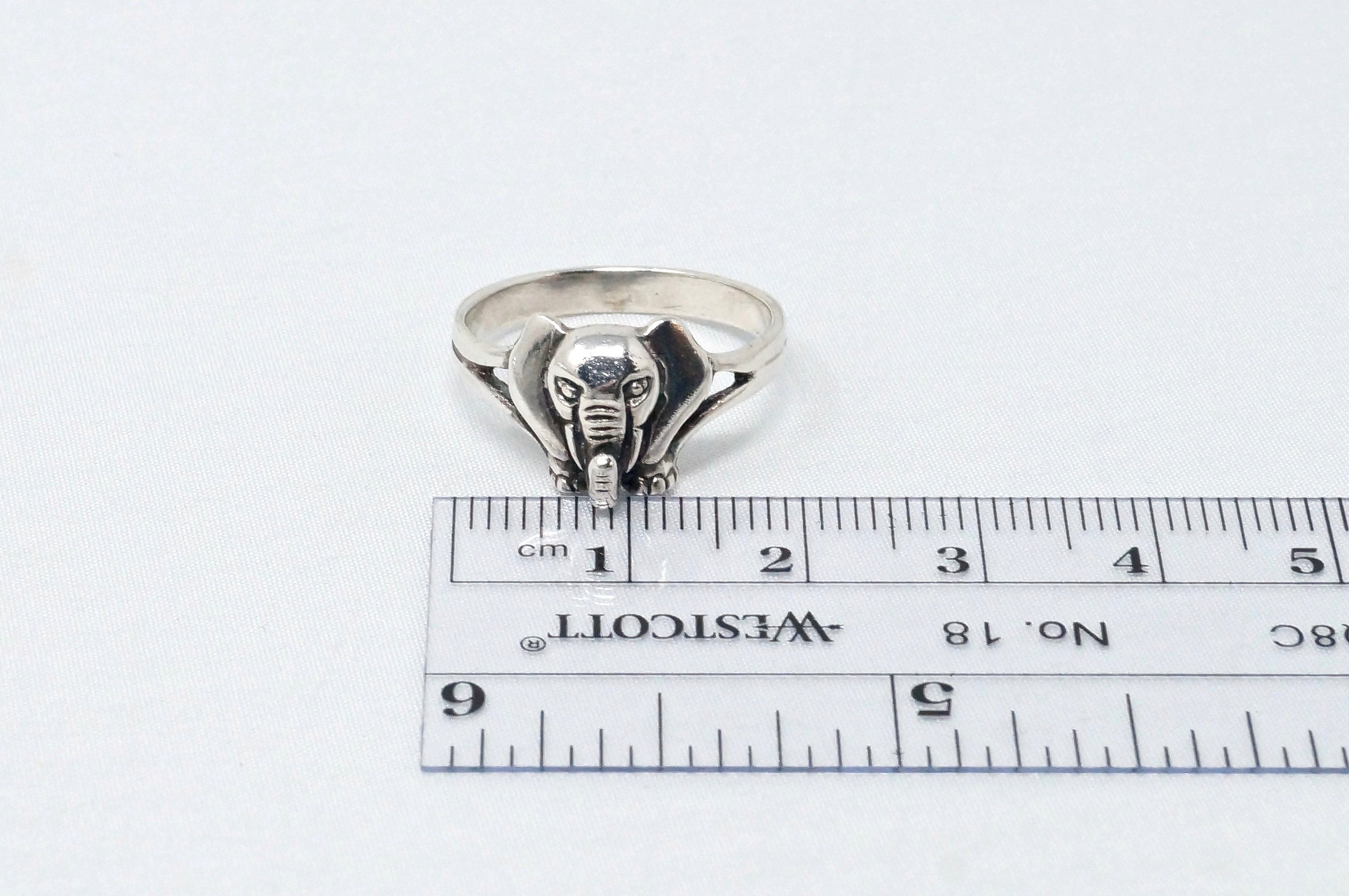 Vintage Elephant Face Sterling Silver Ring - Good Luck - Size 7.5