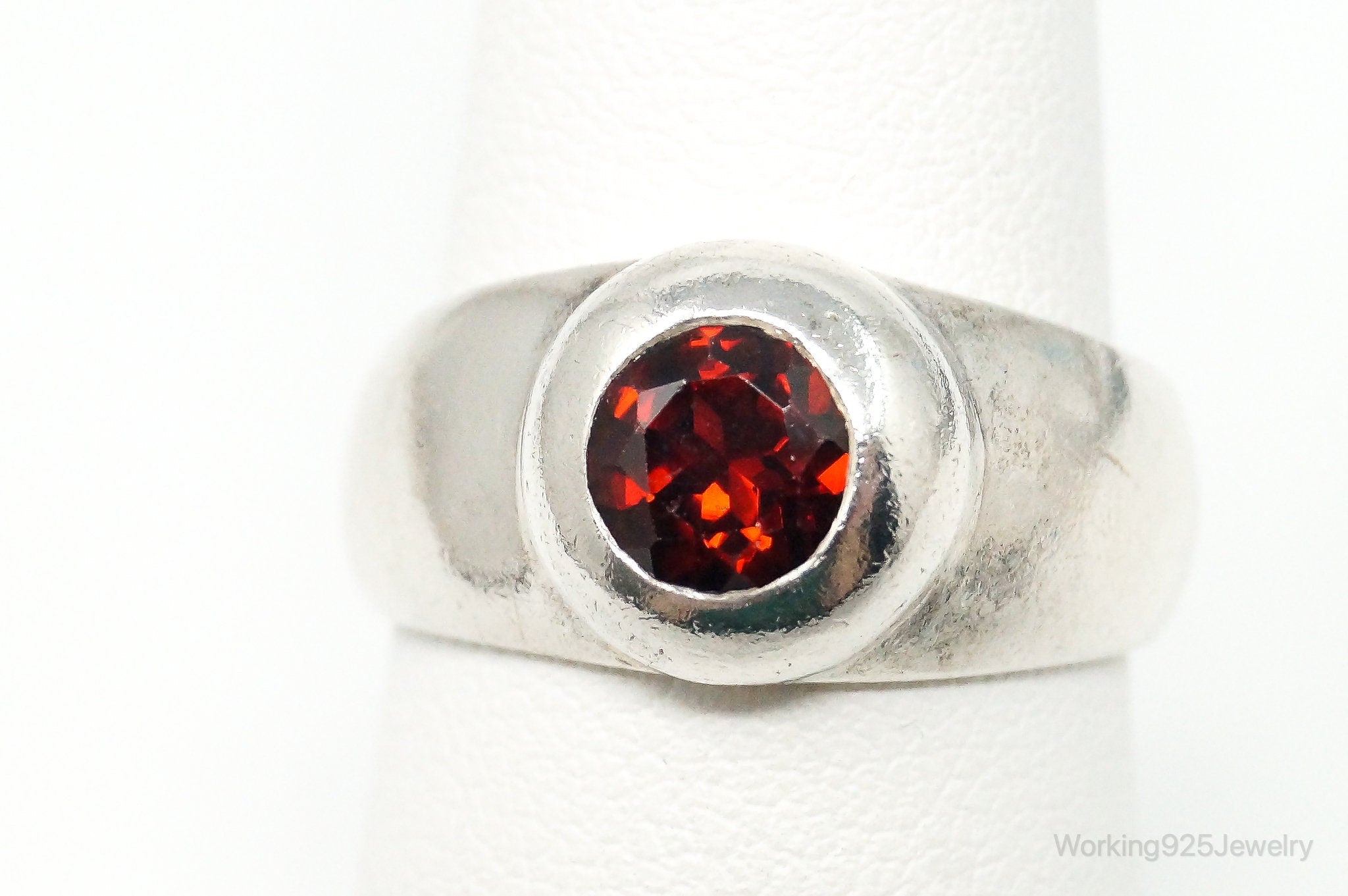 Vintage Garnet Sterling Silver Ring - Size 7.25