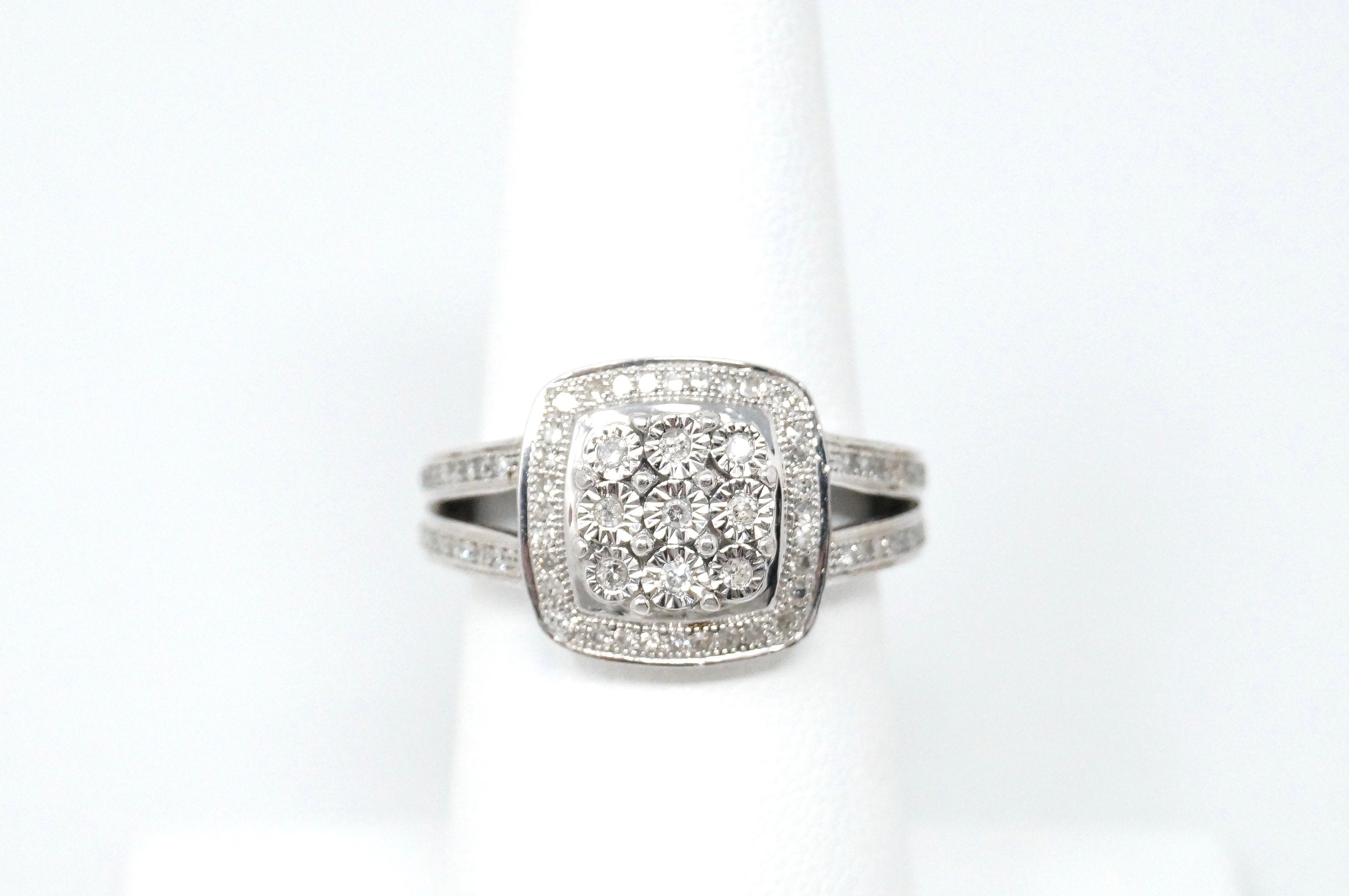 Stunning Vintage Diamond Platinum Over Sterling Silver Statement Ring - Size 6