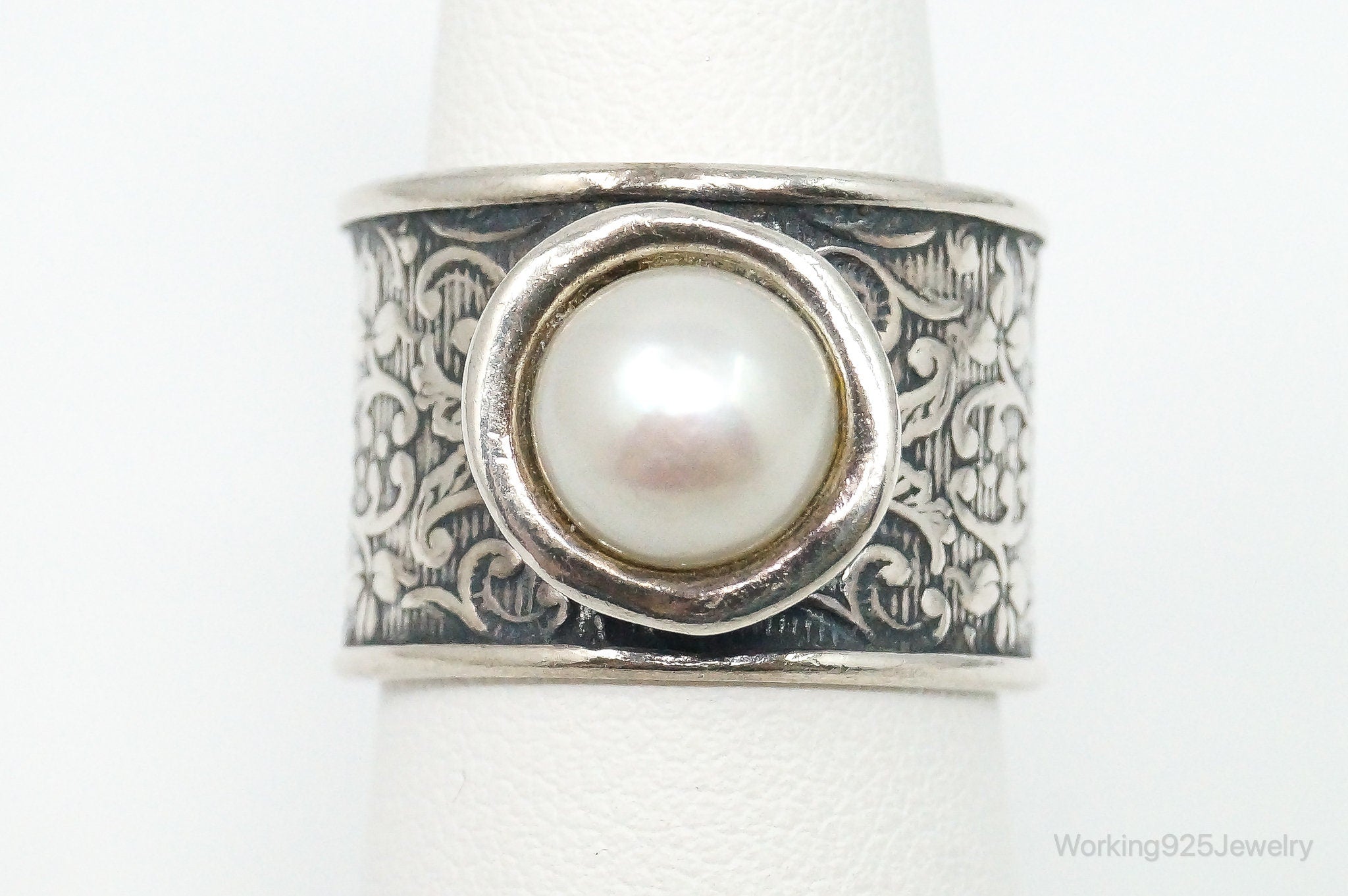 Vintage Designer Pearl Sterling Silver Etched Band Ring - Size 7.25