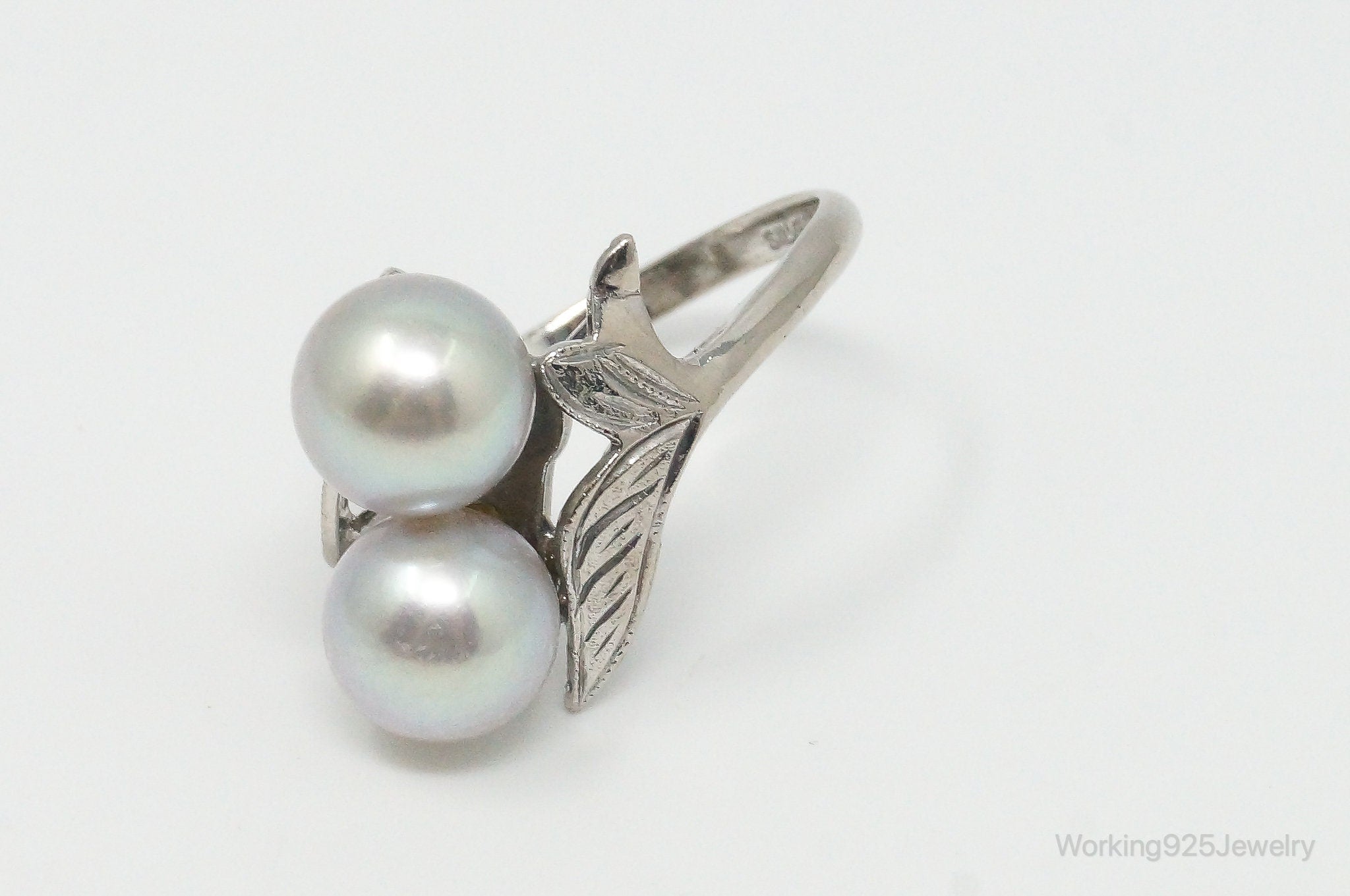 Antique Pearl Silver Ring - Size 5