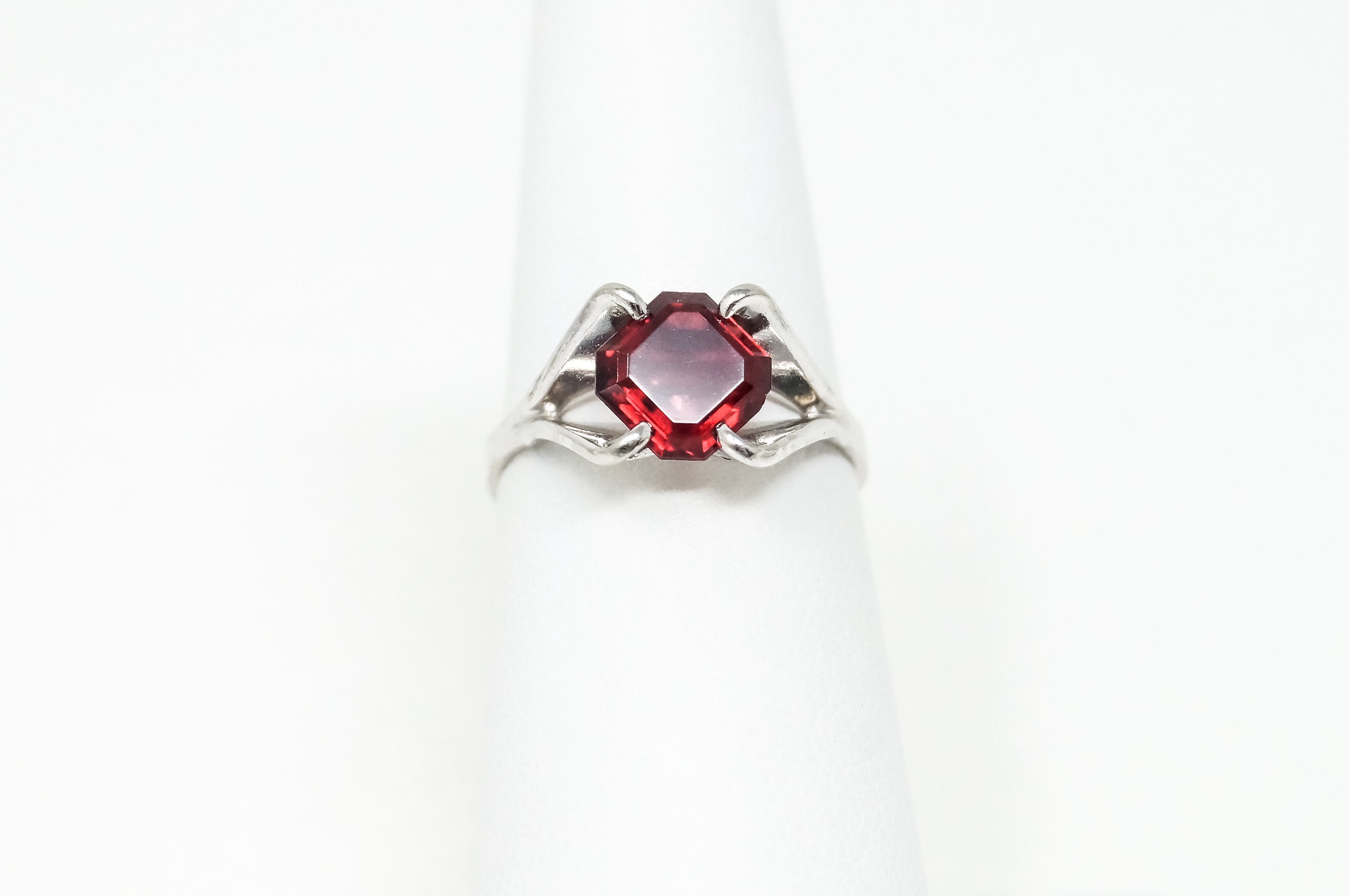 Vintage Designer Joseph Esposito Espo Red Glass Sterling Silver Ring Size 5.75