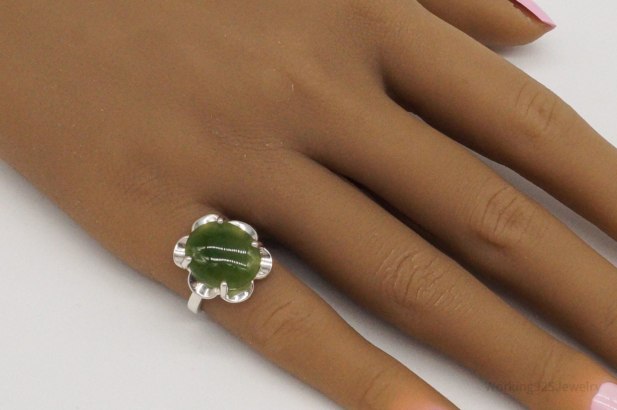 Vintage Green Jade Sterling Silver Ring - Size 4.75