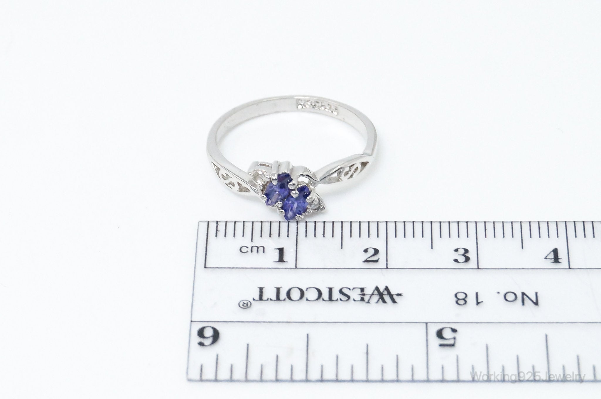 Vintage Amethyst Cubic Zirconia Sterling Silver Ring - SZ 6.75